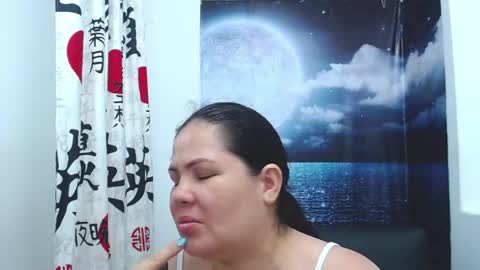 Snapshot of _thamaraa_ chatting on April 14, 2026, 1:55 am Tamara online show from April 14, 2026, 1:55 am