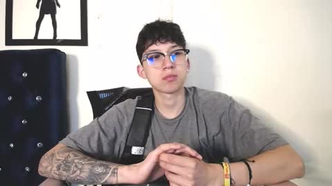 Thomas online show from October 29, 2025, 1:19 am