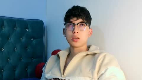 Thomas online show from February 25, 2026, 2:21 am