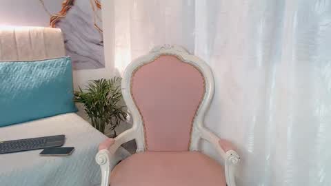 _tiffany1 online show from October 30, 2025, 6:41 pm