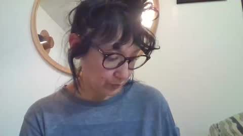 _tutti_frutti_ online show from February 7, 2026, 3:43 am