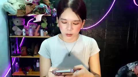 _urpetitegirl online show from May 26, 2026, 6:09 am