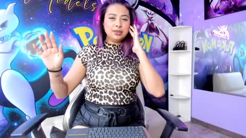 _valeryboobs_ online show from January 17, 2025, 5:08 pm