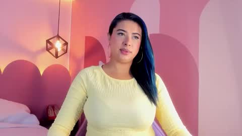 _valeryboobs_ online show from December 1, 2025, 12:32 pm