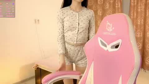 Snapshot of _velvet_doll chatting on February 17, 2026, 10:27 pm Misa online show from February 17, 2026, 10:27 pm