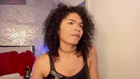 Venus online show from October 15, 2025, 5:40 am