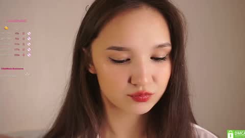 Viola online show from March 6, 2025, 3:35 pm