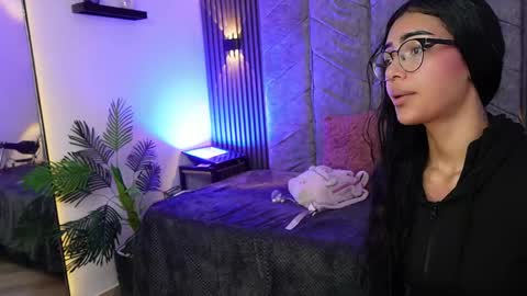   online show from April 17, 2026, 9:18 pm