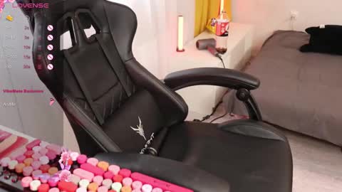 Alis online show from October 9, 2025, 6:00 am