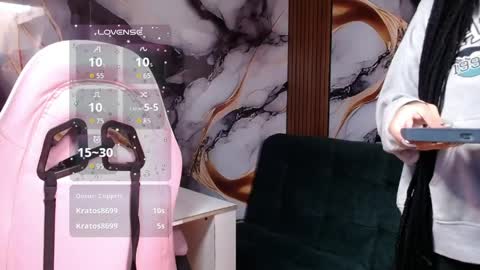 Snapshot of _weird_sativa chatting on April 23, 2026, 12:29 pm _weird_sativa online show from April 23, 2026, 12:29 pm