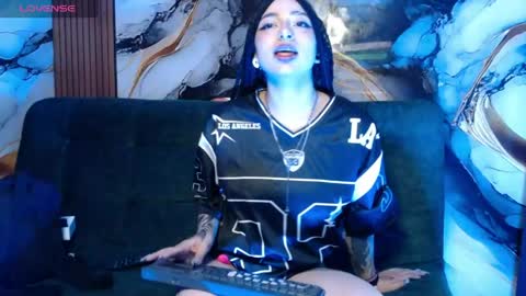 Snapshot of _weird_sativa chatting on April 25, 2026, 7:00 am _weird_sativa online show from April 25, 2026, 7:00 am