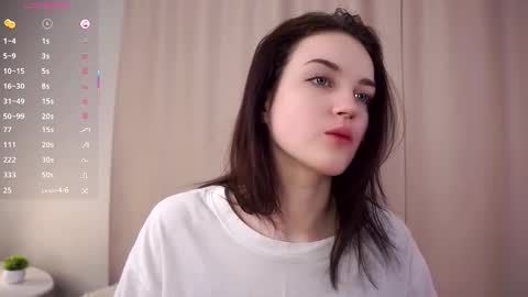 Anna online show from November 18, 2025, 6:51 am