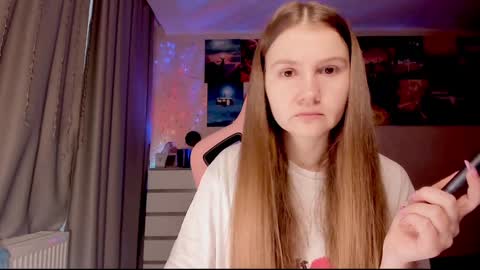 Snapshot of _witch__ chatting on December 28, 2024, 8:26 am Enni online show from December 28, 2024, 8:26 am