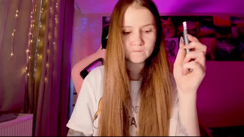 Snapshot of _witch__ chatting on January 17, 2025, 8:02 am Enni online show from January 17, 2025, 8:02 am