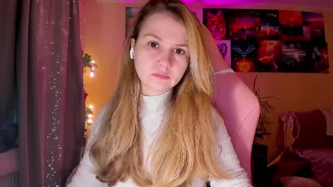 Snapshot of _witch__ chatting on September 25, 2025, 7:34 am Enni online show from September 25, 2025, 7:34 am