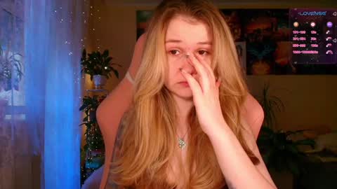 Snapshot of _witch__ chatting on October 16, 2025, 6:58 am Enni online show from October 16, 2025, 6:58 am