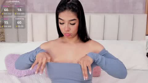 Ximena  online show from December 27, 2024, 1:07 pm