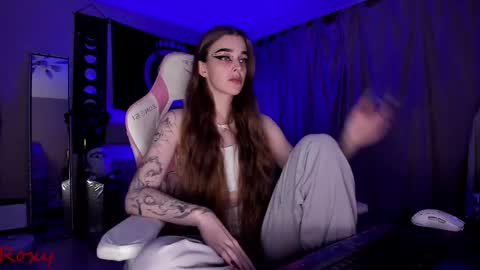 Roxy online show from October 20, 2025, 4:29 pm