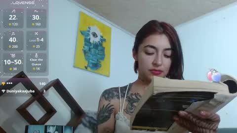 Zoe  online show from October 1, 2025, 4:51 am