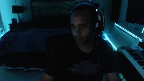 a4orce online show from February 7, 2025, 1:04 am