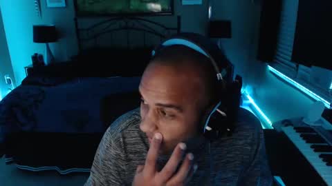 a4orce online show from February 11, 2025, 2:25 am