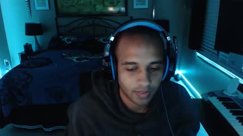 a4orce online show from February 18, 2025, 2:38 am