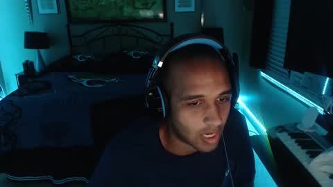 a4orce online show from March 4, 2025, 1:23 am