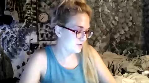 Snapshot of a6909 chatting on December 30, 2024, 7:11 pm Bree Anna online show from December 30, 2024, 7:11 pm