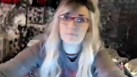 Snapshot of a6909 chatting on January 12, 2025, 5:22 pm Bree Anna online show from January 12, 2025, 5:22 pm