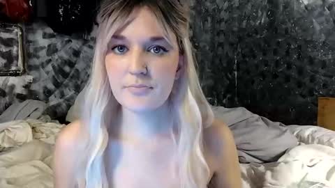 Snapshot of a6909 chatting on January 12, 2025, 11:58 pm Bree Anna online show from January 12, 2025, 11:58 pm