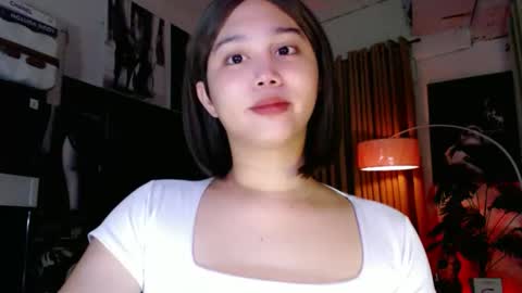 Lovely Yana  online show from October 7, 2025, 7:05 am