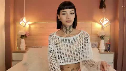 Luni  online show from November 3, 2025, 1:12 pm