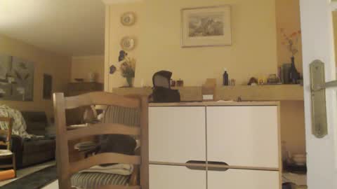 Aalex1717 online show from March 8, 2025, 12:00 am