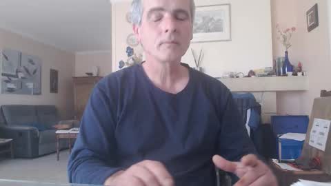 Aalex1717 online show from March 26, 2026, 8:20 am