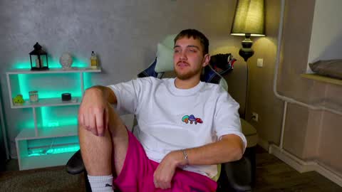 Alex online show from December 15, 2024, 3:34 am