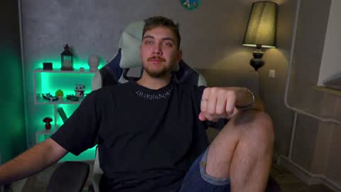 Alex online show from February 8, 2025, 5:18 am