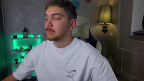 Alex online show from February 9, 2025, 6:33 am