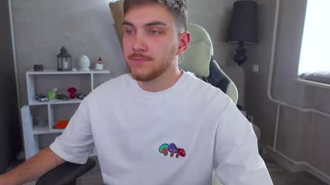 Alex online show from March 9, 2025, 5:11 am