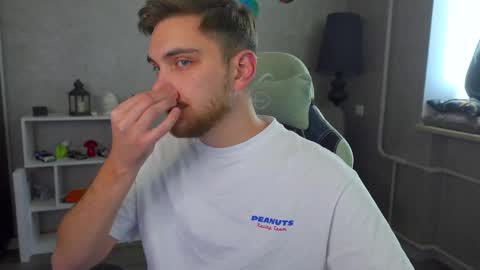 Alex online show from March 10, 2025, 5:22 am