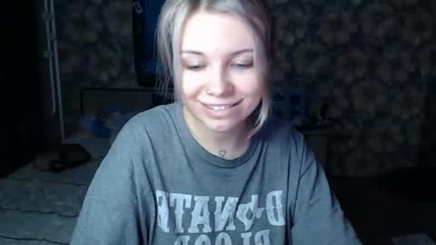 Snapshot of aalicebubble chatting on February 27, 2025, 12:32 am Alice online show from February 27, 2025, 12:32 am