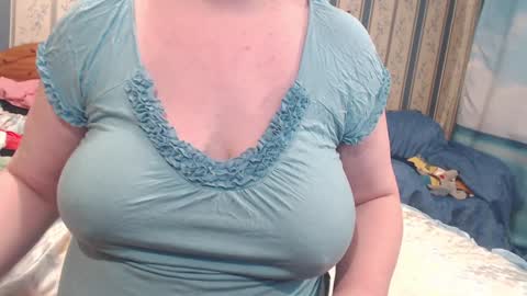 Snapshot of aamarillis chatting on December 20, 2024, 5:51 pm NINA online show from December 20, 2024, 5:51 pm