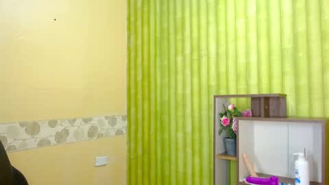 Snapshot of aaronbakers chatting on January 8, 2025, 9:10 am im NiallDun online show from January 8, 2025, 9:10 am