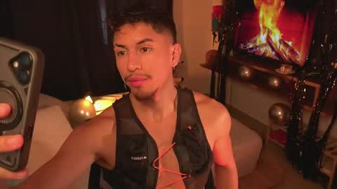AARON  online show from June 8, 2026, 9:59 pm