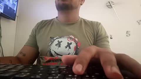 ig aaron hunter123 online show from December 27, 2024, 7:24 pm