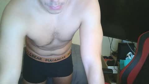 aaronlavine online show from November 19, 2025, 3:56 pm