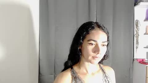 Snapshot of abbi_mooncb chatting on October 3, 2025, 12:35 pm Abbi mooncb online show from October 3, 2025, 12:35 pm