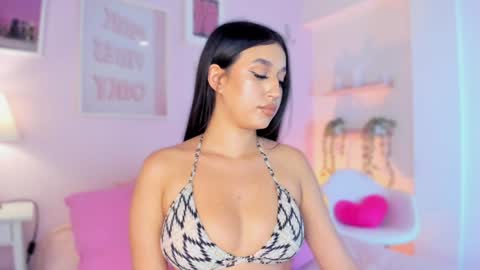 Snapshot of abbie_foxxx chatting on February 5, 2025, 7:53 pm abbie online show from February 5, 2025, 7:53 pm