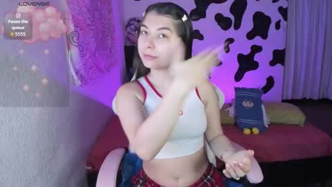 April online show from November 18, 2025, 10:09 am