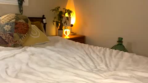 Abbie online show from February 8, 2025, 2:15 am