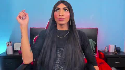 Abbigail Fuster  online show from December 23, 2024, 12:08 pm